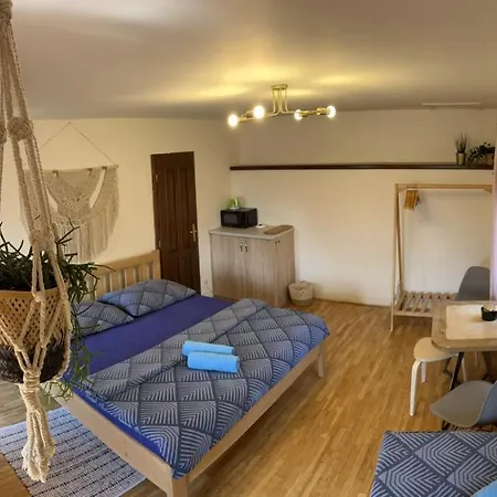 New Fajka Inn *